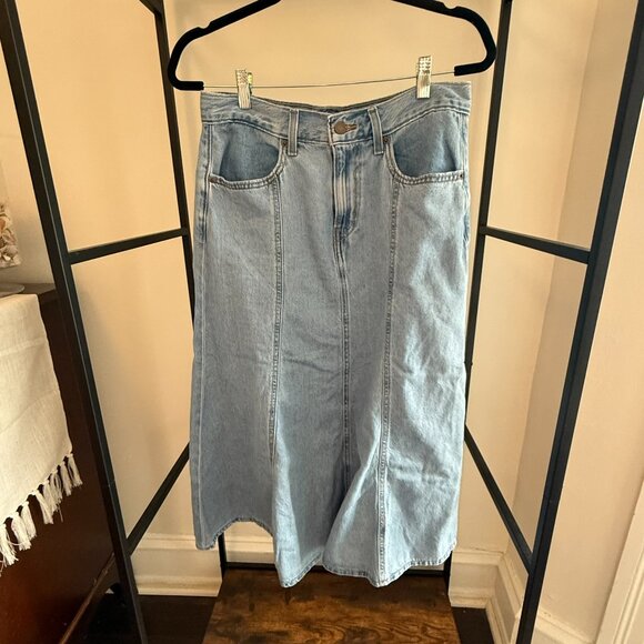 Levi’s Denim Midi Skirt - Size 28 - Picture 3 of 9
